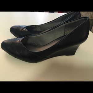 Dress/ interview wedge shoes!